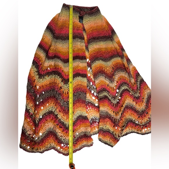 NEW Anna Sui Ombré Hand Crochet Poncho in Rainbow OS - Picture 9 of 12